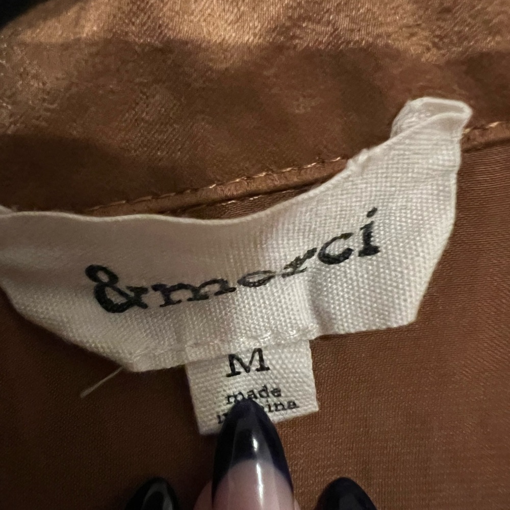 &MERCI long sleeve camel brown long sleeve blouse medium - Picture 3 of 5